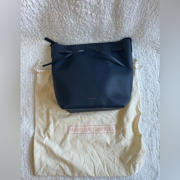 Mansur Gavriel Bucket Bag - Picture 9 of 9